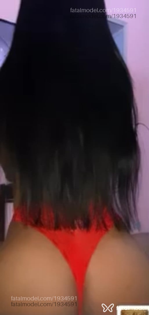 Acompanhante mulher trans morena (o) de olhos castanhos - Nandinha