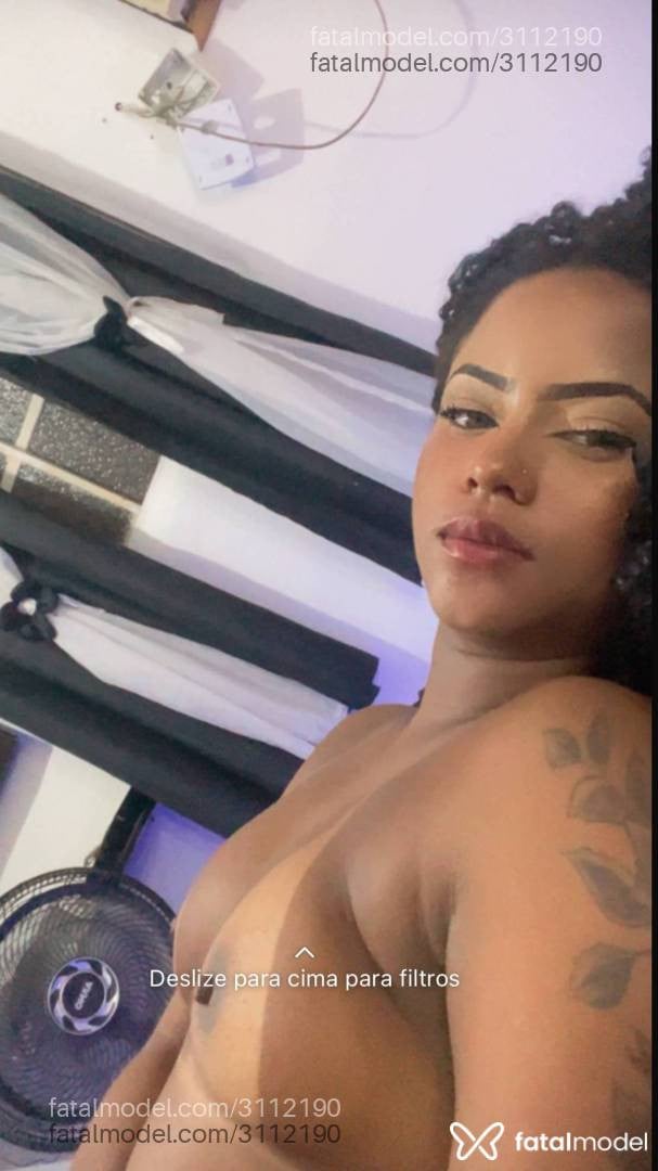 Acompanhante mulher morena (o) de olhos mel em Monte Carmelo - Fabi Araújo