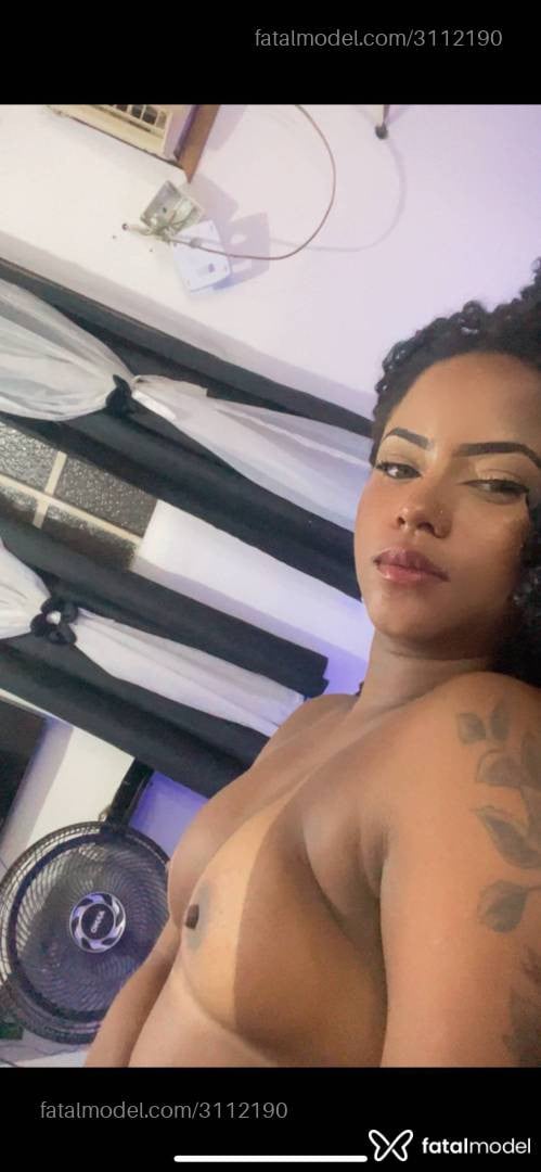 Acompanhante mulher morena (o) de olhos mel - Fabi Araújo