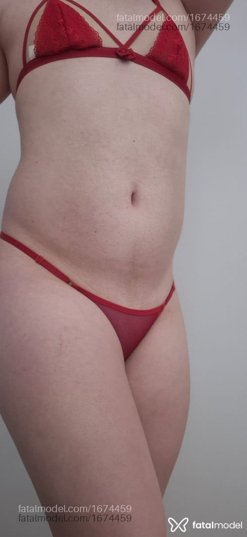 Acompanhante mulher trans ruiva (o) de olhos castanhos - Ruivinhaagulosaa