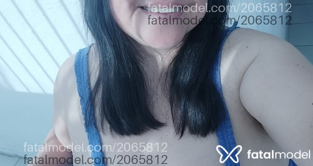 Acompanhante mulher com cabelo castanho de olhos castanhos - Joana Dias Acompanhante mulher com cabelo castanho de olhos castanhos - Joana Dias