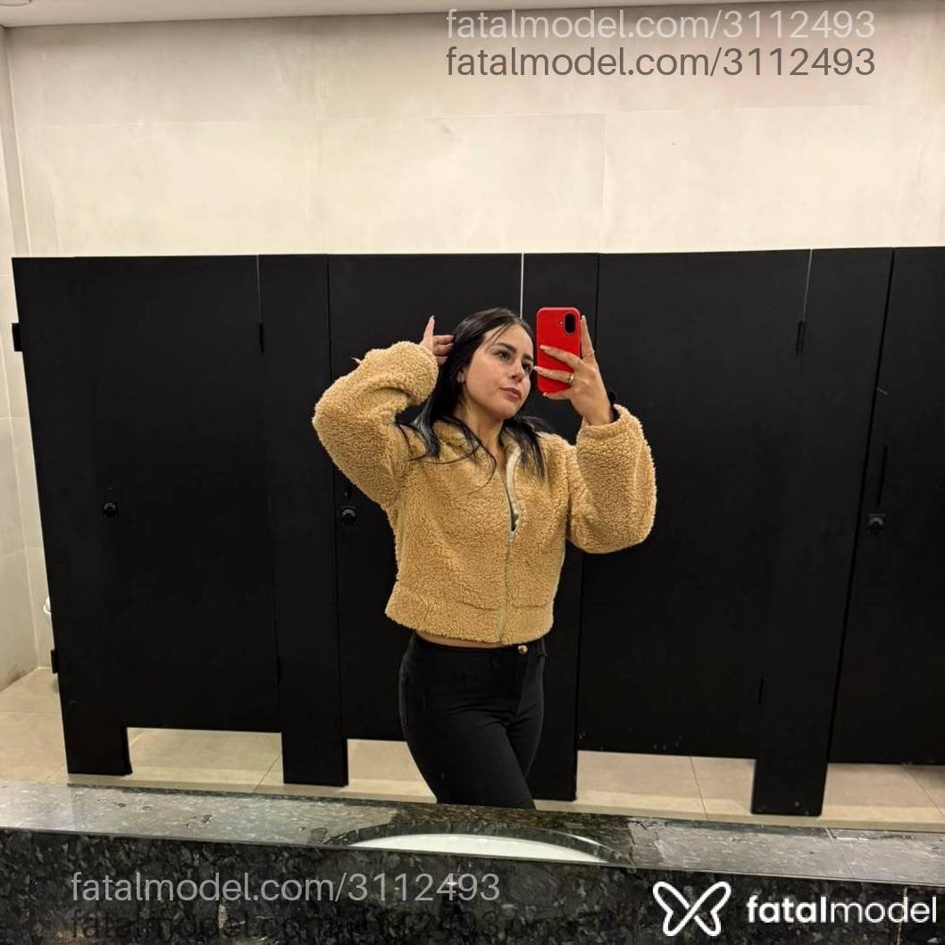 Acompanhante mulher morena (o) de olhos castanhos em São José - Priscila Cavalcant