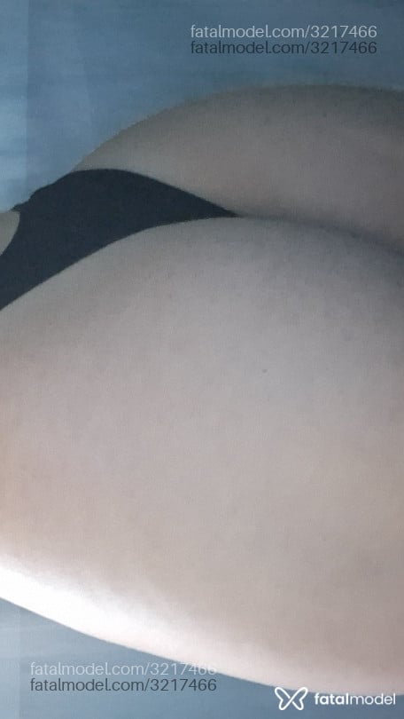Acompanhante mulher morena (o) de olhos verdes - Luizy
