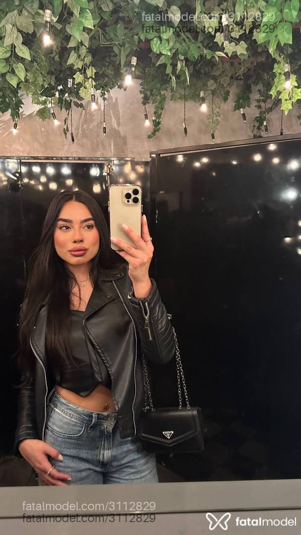 Acompanhante mulher morena (o) de olhos castanhos em Curitiba - Marjorie Lopes