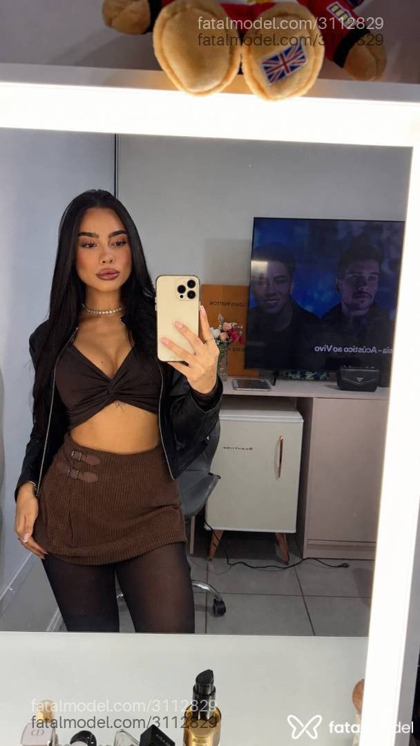 Acompanhante mulher morena (o) de olhos castanhos em Curitiba - Marjorie Lopes