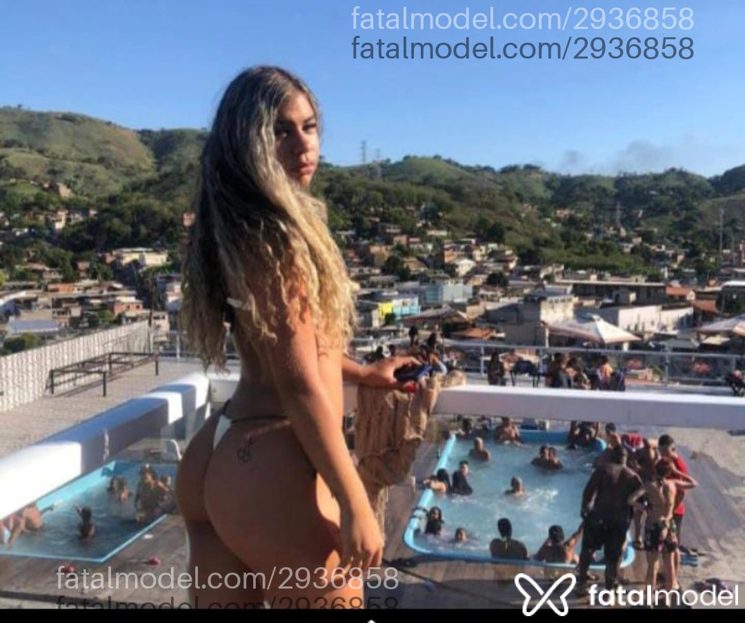 Acompanhante mulher loira (o) de olhos castanhos - Estelar Acompanhante mulher loira (o) de olhos castanhos - Estelar