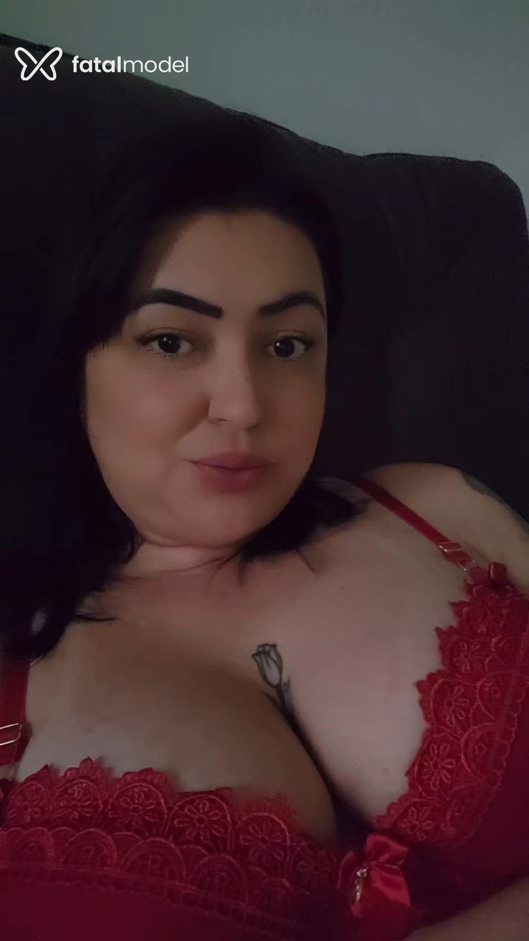 Acompanhante mulher morena (o) de olhos castanhos - Fernanda Mendes Acompanhante mulher morena (o) de olhos castanhos - Fernanda Mendes