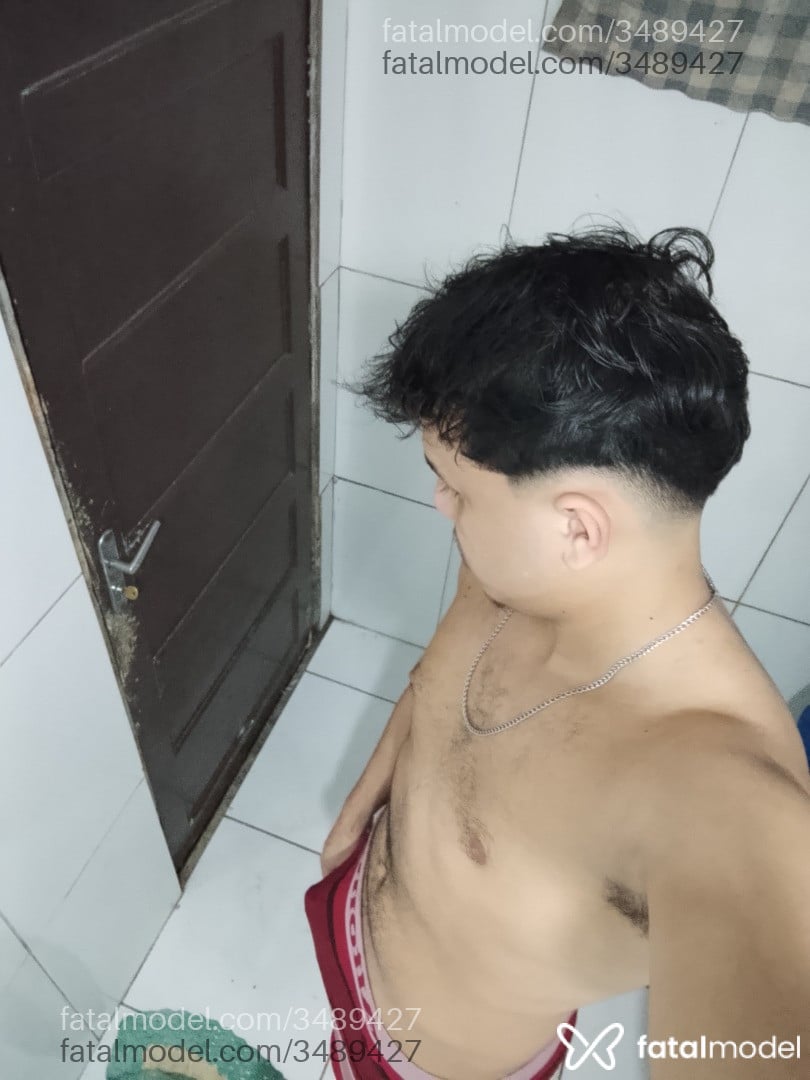Acompanhante homem com cabelo castanho de olhos castanhos - Kaysilva Acompanhante homem com cabelo castanho de olhos castanhos - Kaysilva