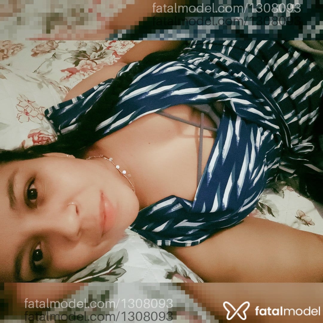 Acompanhante mulher com cabelo castanho de olhos castanhos - Melissa Mendes