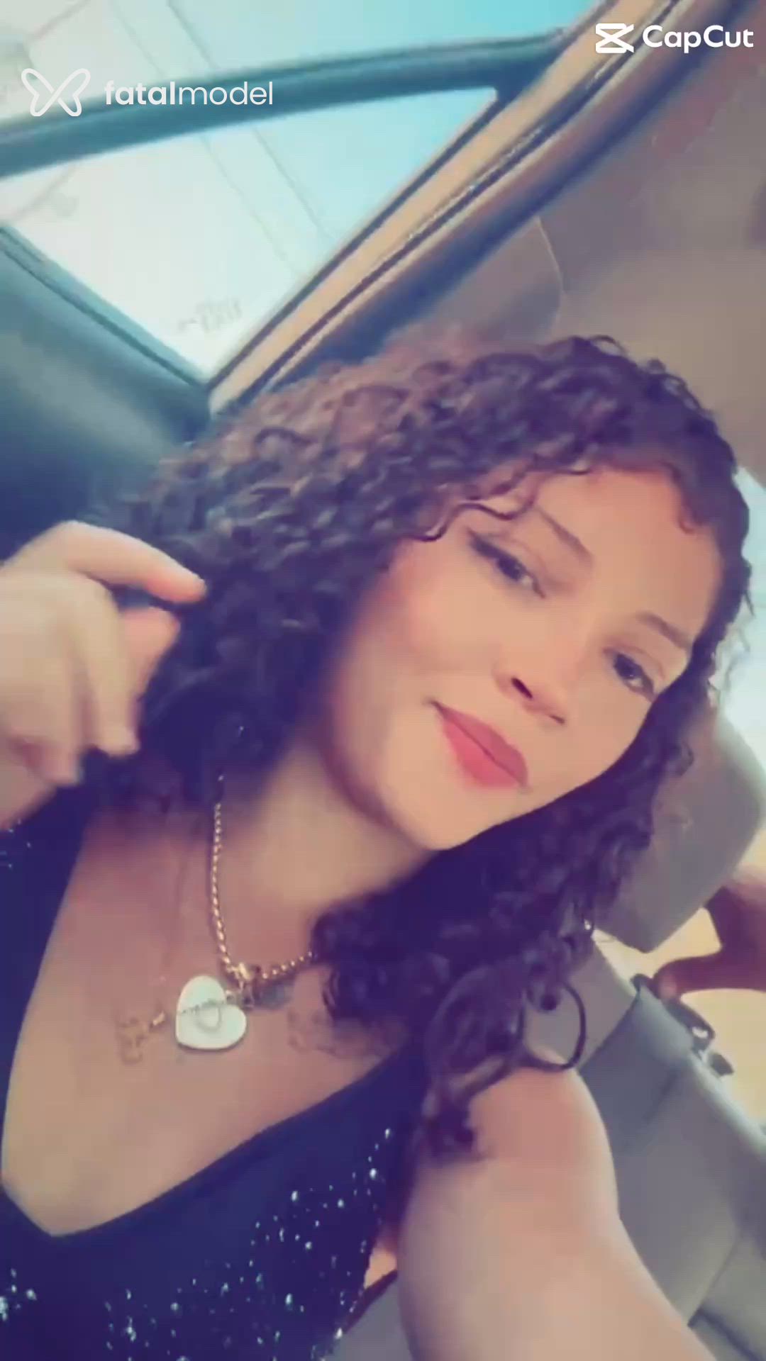 Acompanhante mulher morena (o) de olhos castanhos - Thaís Acompanhante mulher morena (o) de olhos castanhos - Thaís