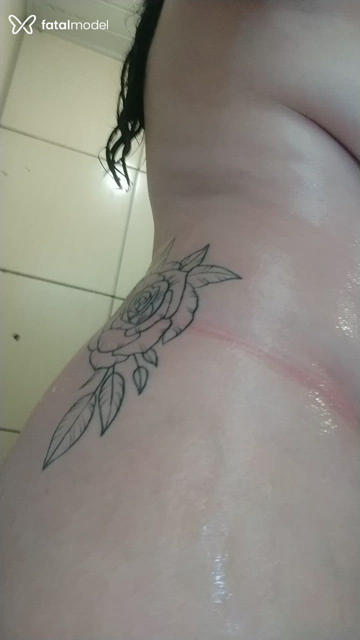 Acompanhante mulher morena (o) de olhos castanhos - Ana Paula