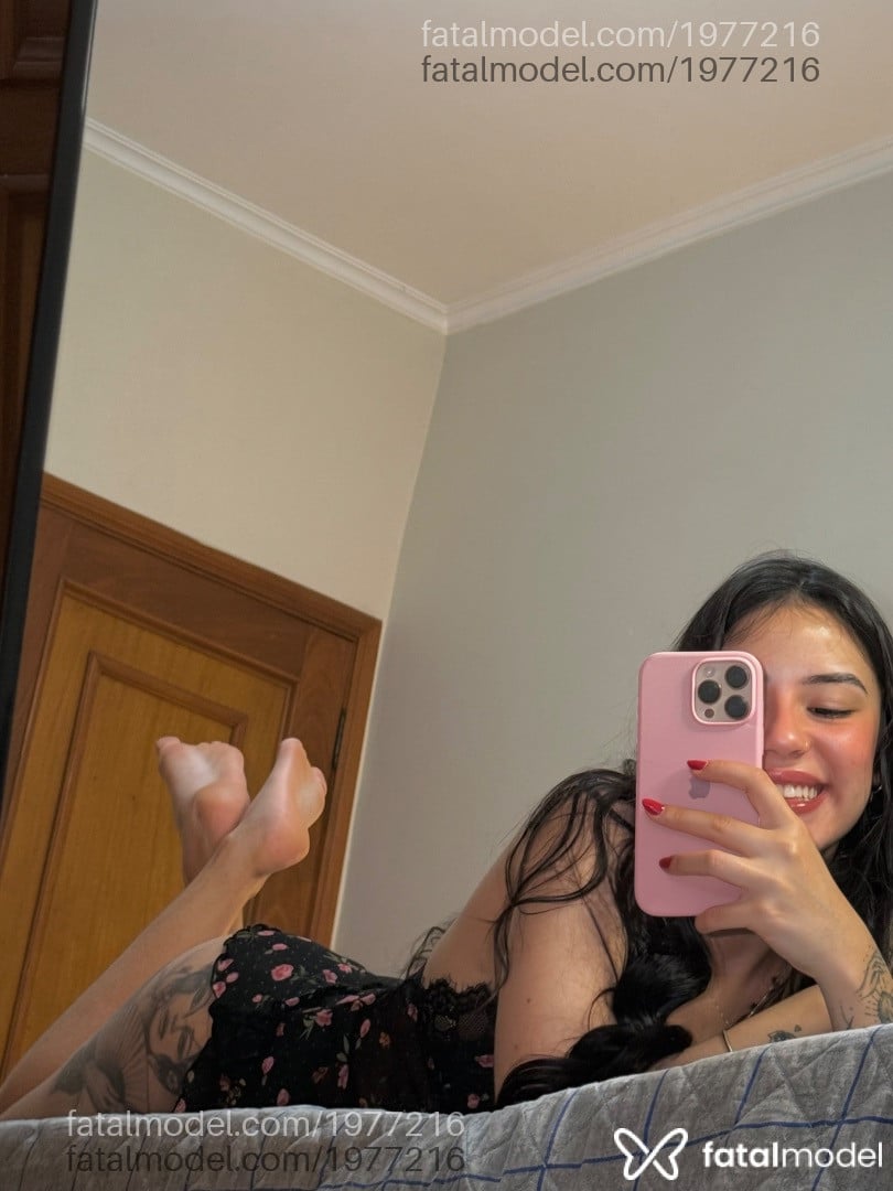 Acompanhante mulher morena (o) de olhos pretos - Jaque Rossatto