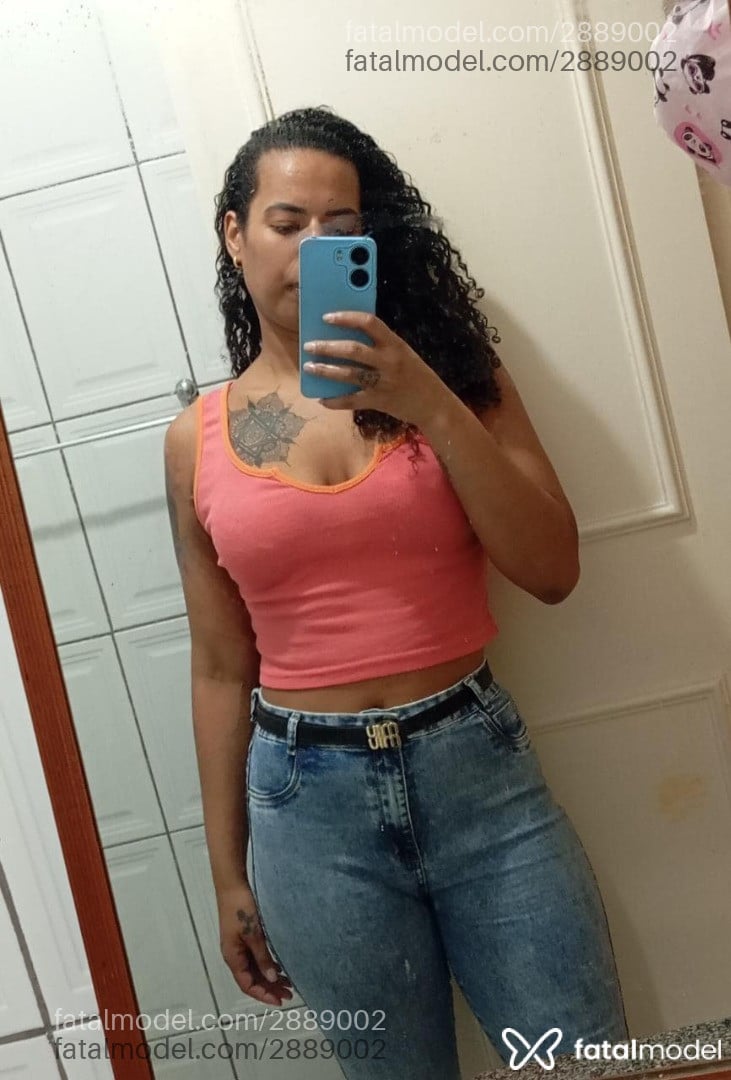 Acompanhante mulher morena (o) de olhos castanhos - Ruanyta Torres