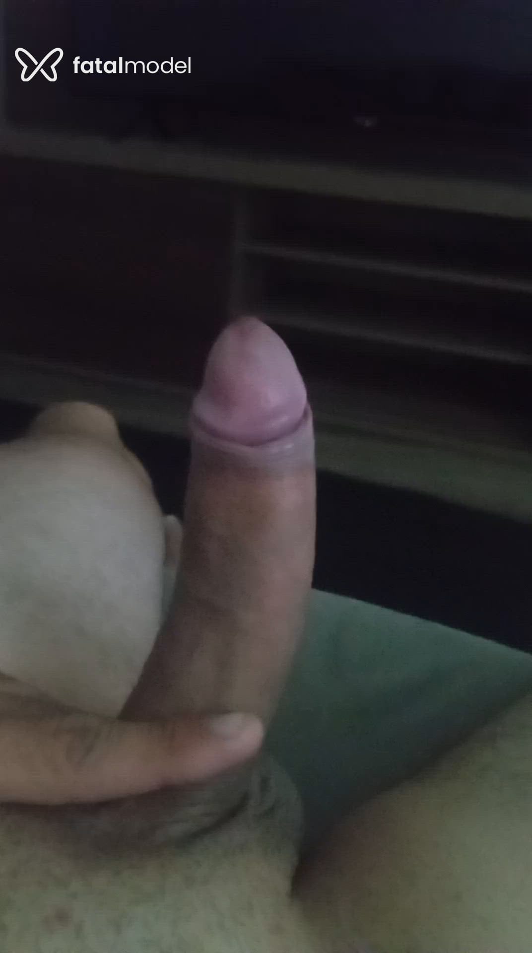 Acompanhante homem morena (o) de olhos pretos - Branquin Rc
