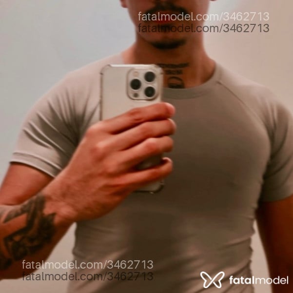 Acompanhante homem morena (o) de olhos pretos - Matheus