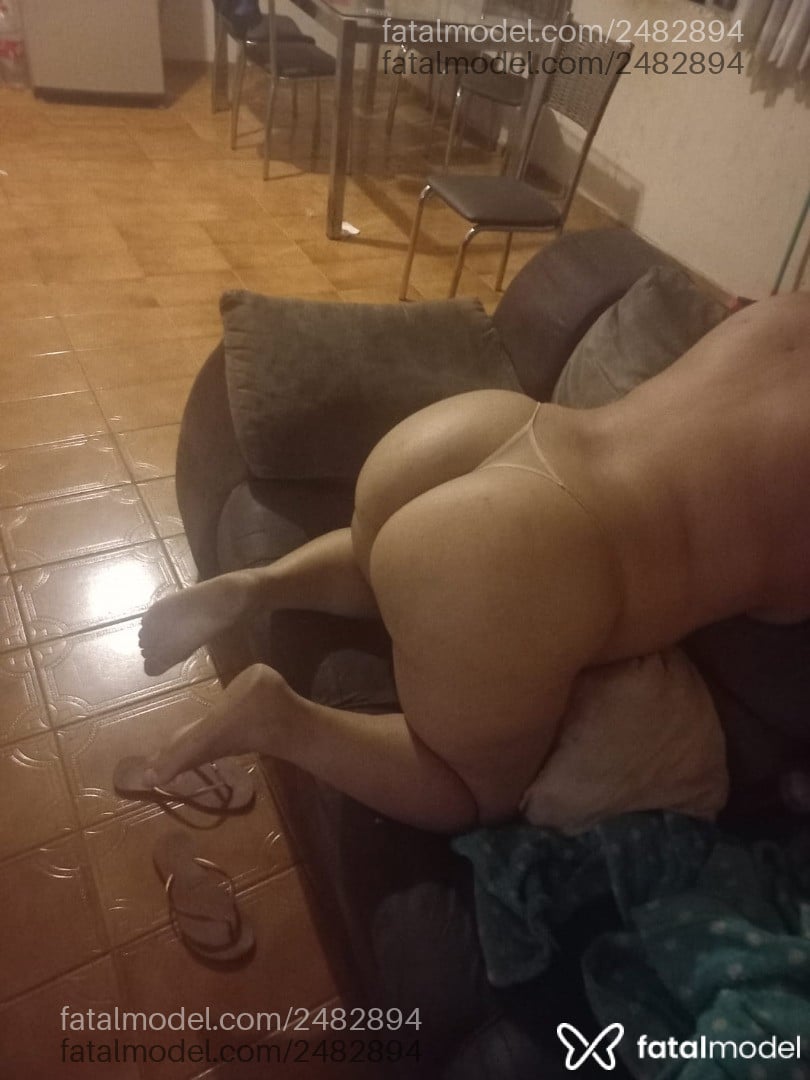 Acompanhante homem morena (o) de olhos castanhos - Gabriel