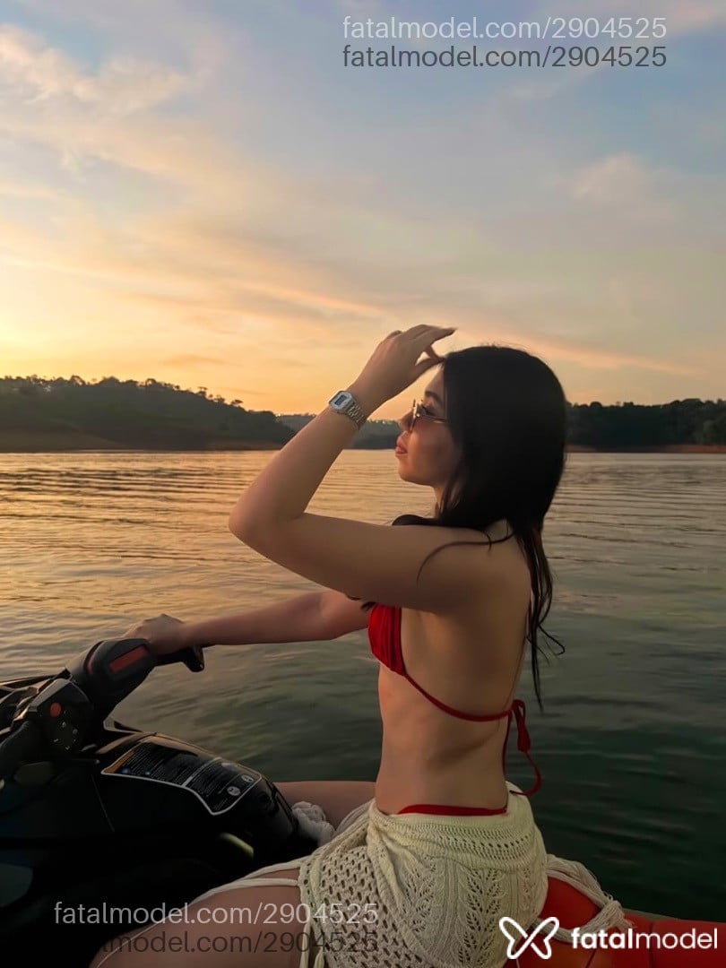 Acompanhante mulher morena (o) de olhos verdes - Ana Clara