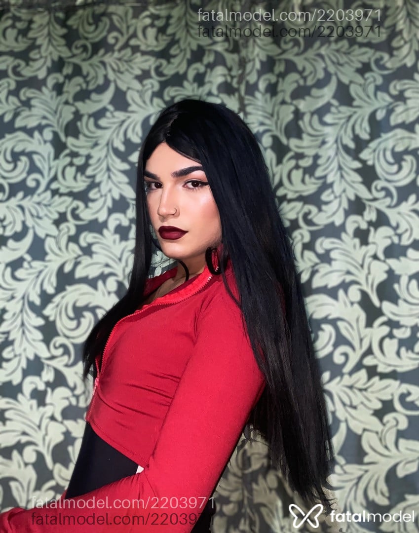 Acompanhante mulher trans morena (o) de olhos castanhos - Brenda Albuquerque