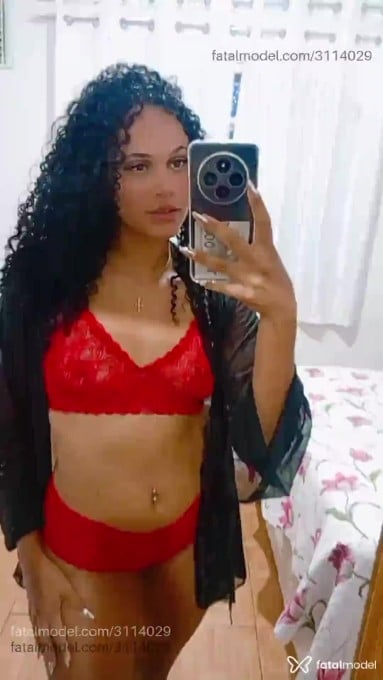 Acompanhante mulher morena (o) de olhos castanhos em Venda Nova do Imigrante Acompanhante mulher morena (o) de olhos castanhos em Venda Nova do Imigrante - Valentina Ravelli