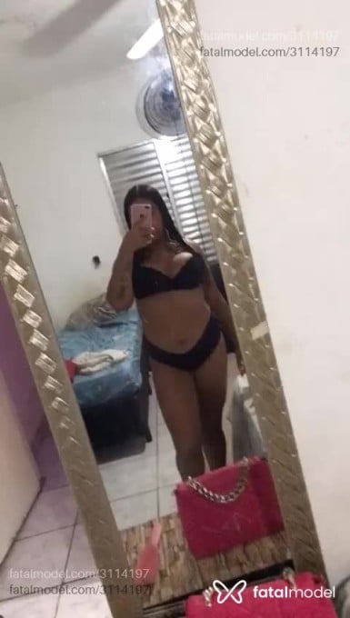 Acompanhante mulher morena (o) de olhos pretos em Ouro Fino Acompanhante mulher morena (o) de olhos pretos em Ouro Fino - Leticia