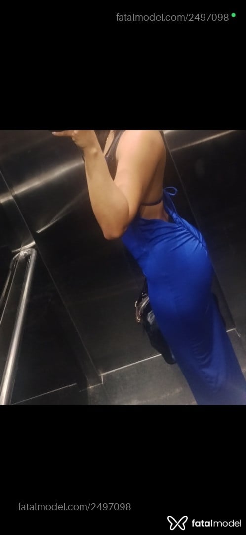 Acompanhante mulher com cabelo castanho de olhos castanhos - Camila