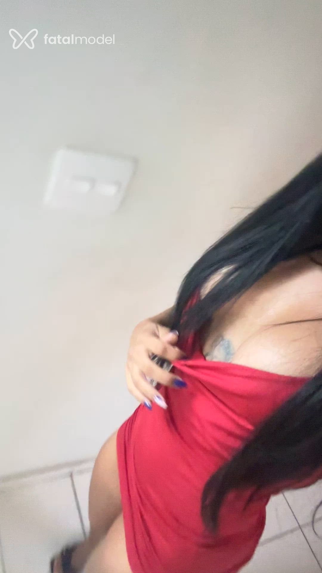 Acompanhante mulher morena (o) de olhos castanhos - Sabrina Diamond Acompanhante mulher morena (o) de olhos castanhos - Sabrina Diamond