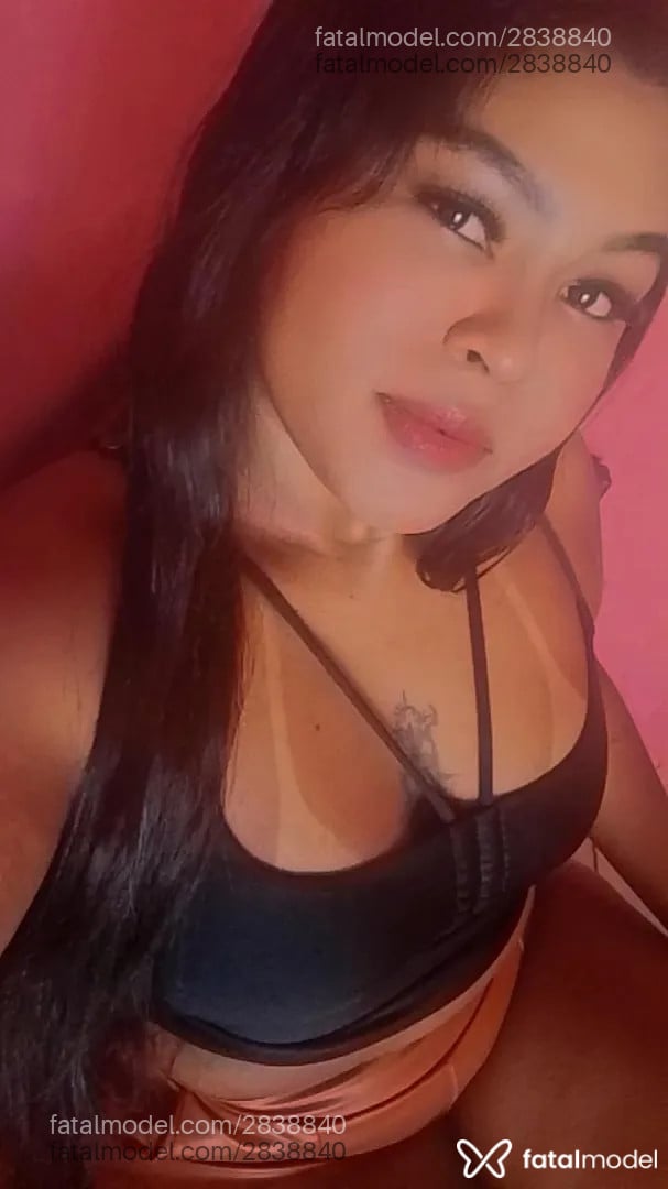 Acompanhante mulher morena (o) de olhos pretos - Fernanda