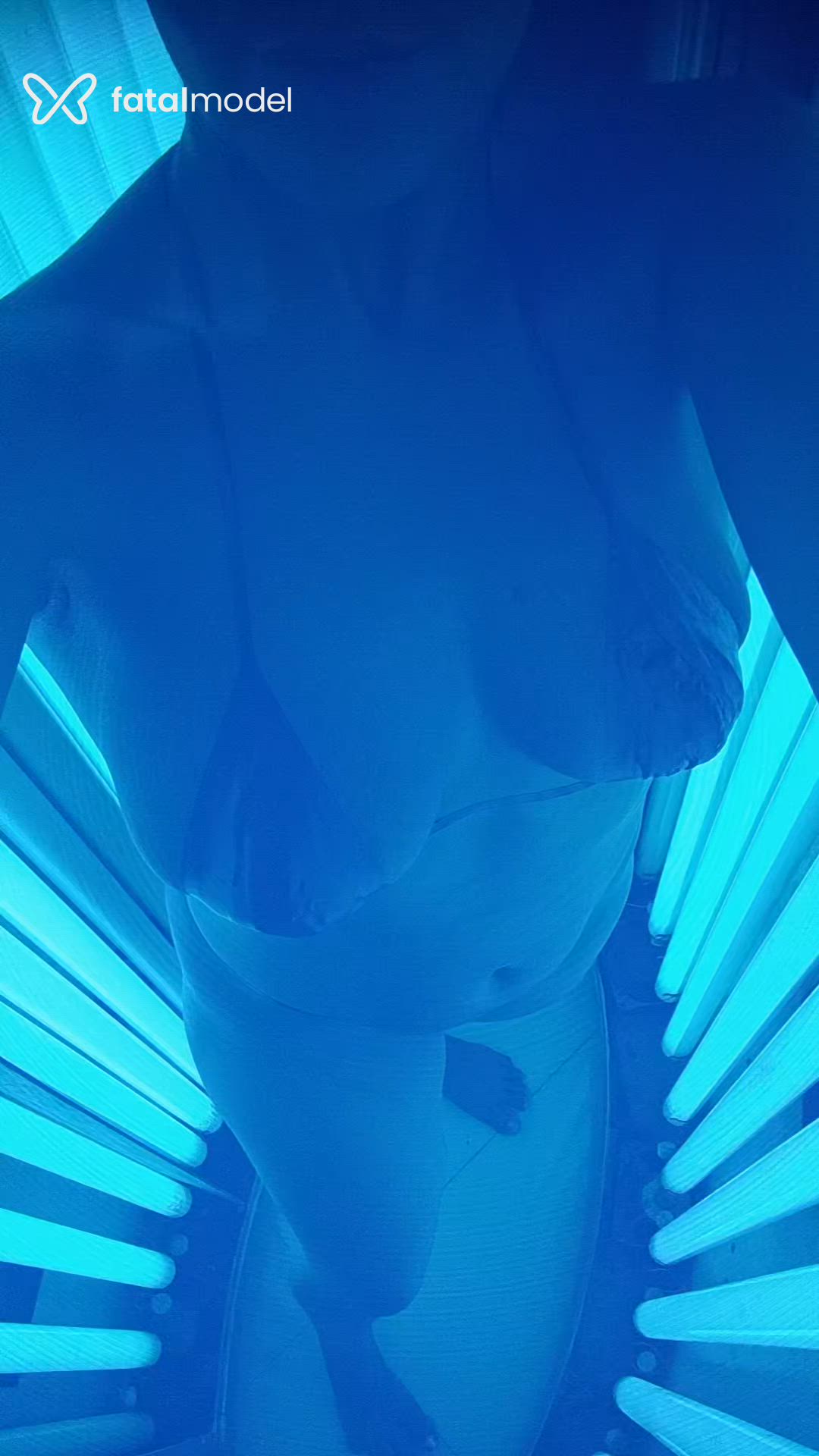 Acompanhante mulher morena (o) de olhos pretos - Nay