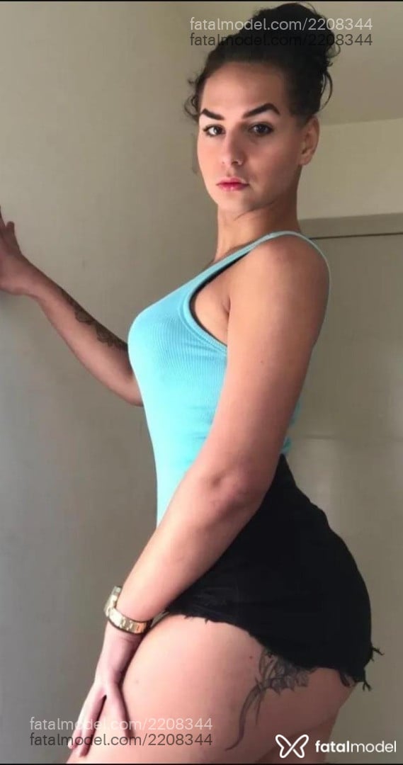 Acompanhante mulher trans morena (o) de olhos castanhos - Ellen Sanches