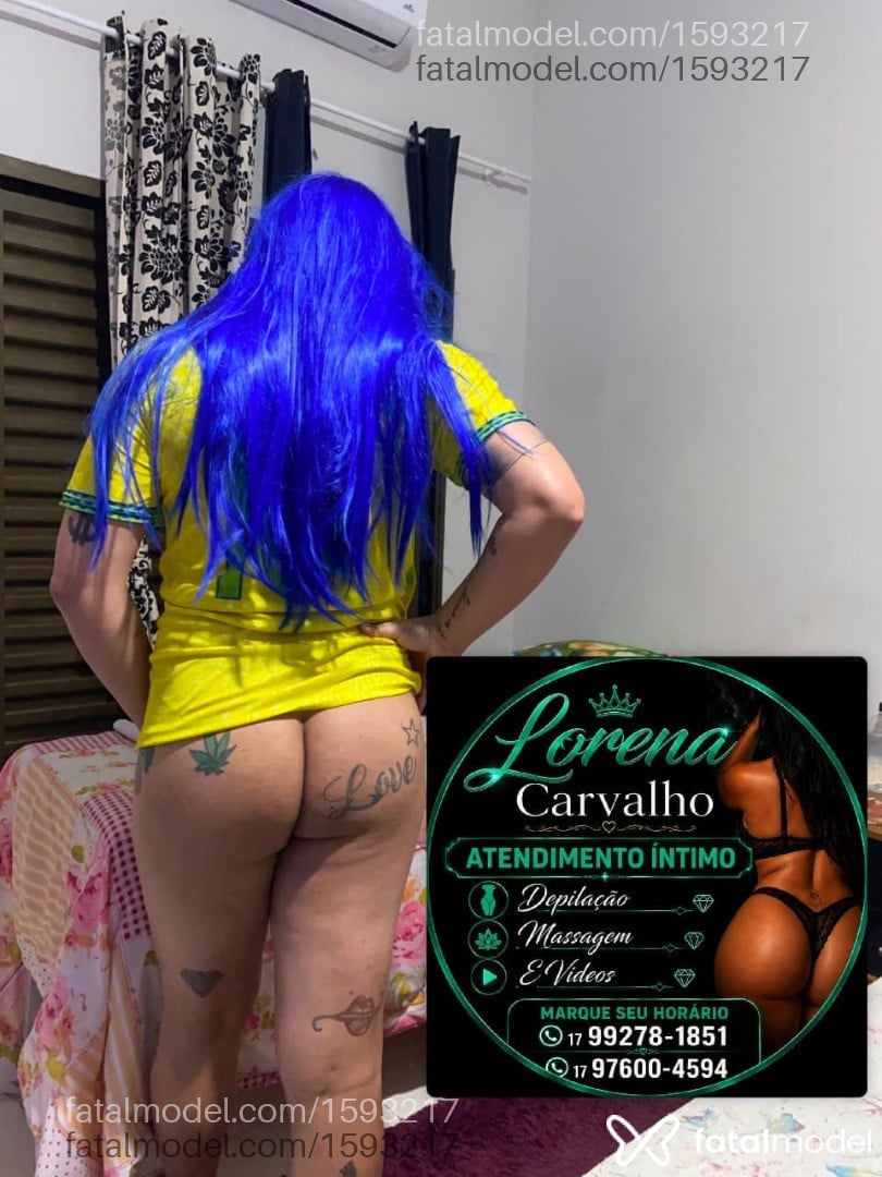Acompanhante mulher trans ruiva (o) de olhos castanhos - Lorena Karvalho