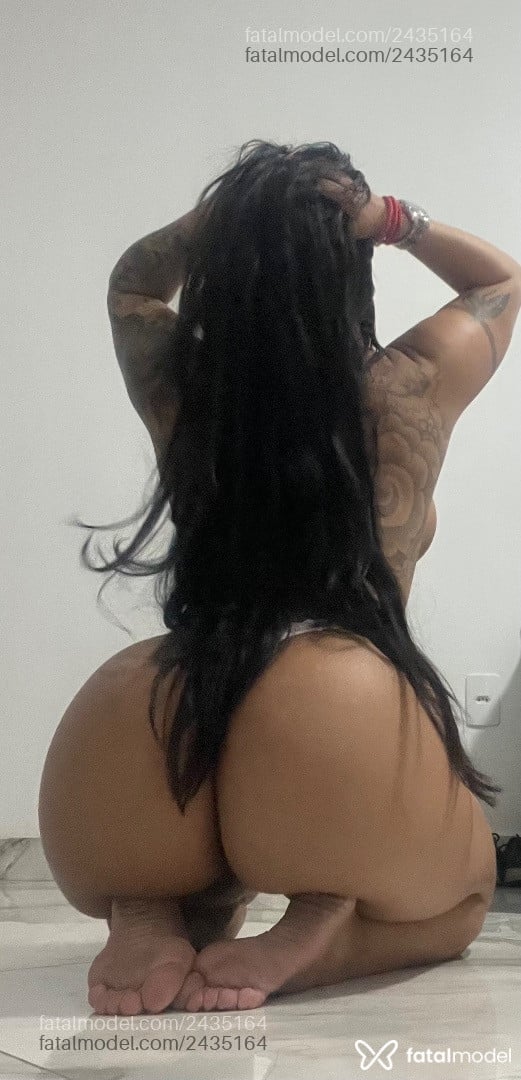 Acompanhante mulher morena (o) de olhos pretos - Danyzinha
