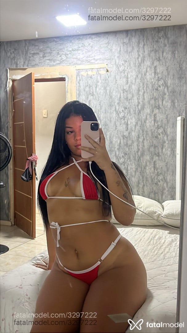 Acompanhante mulher morena (o) de olhos pretos - Vi Morena