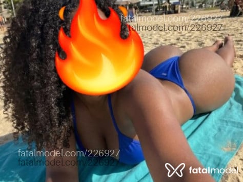 Acompanhante mulher morena (o) de olhos pretos - Bruninha