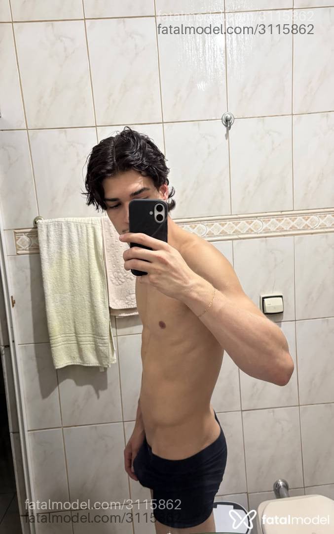 Acompanhante homem morena (o) de olhos pretos em São Paulo - Pedro Avelar