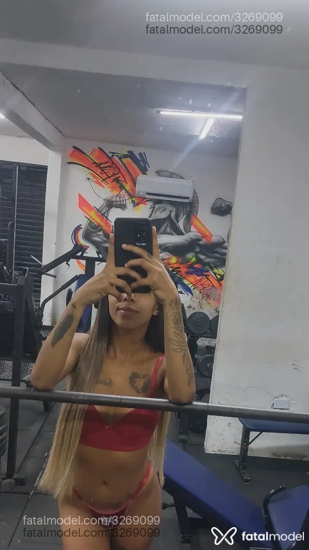Acompanhante mulher morena (o) de olhos castanhos - Karol
