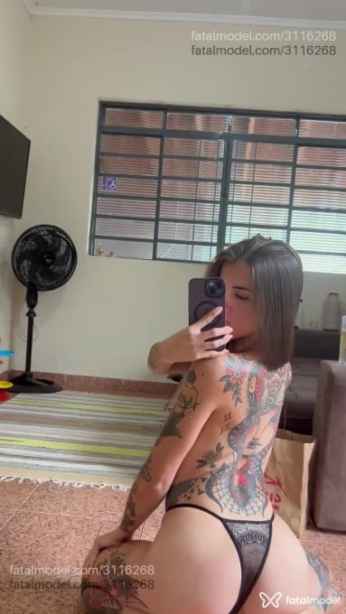 Acompanhante mulher com cabelo castanho de olhos castanhos em Mogi Guaçu - Luanova