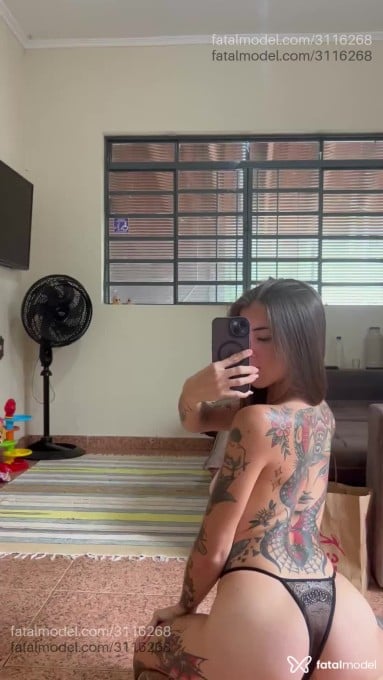Acompanhante mulher com cabelo castanho de olhos castanhos em Mogi Guaçu - Luanova