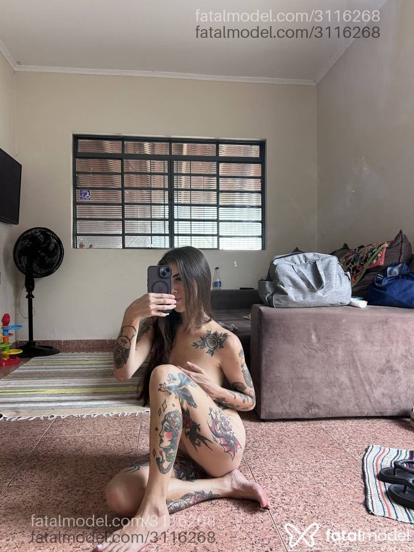 Acompanhante mulher com cabelo castanho de olhos castanhos em Mogi Guaçu - Luanova