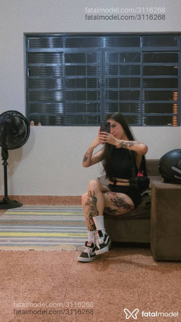 Acompanhante mulher com cabelo castanho de olhos castanhos em Mogi Guaçu - Luanova