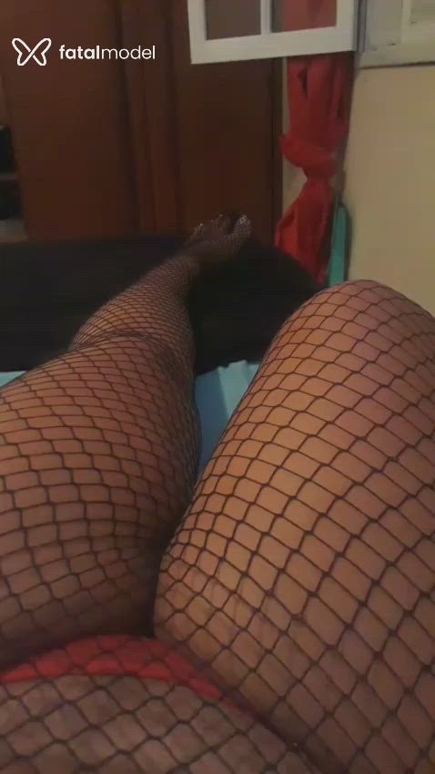 Acompanhante mulher morena (o) de olhos pretos - Bruna