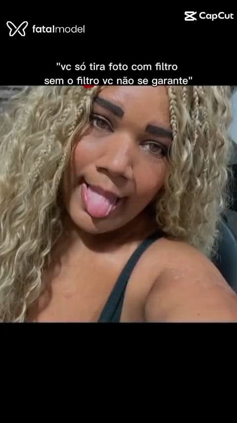 Acompanhante mulher morena (o) de olhos mel - Chefiinha
