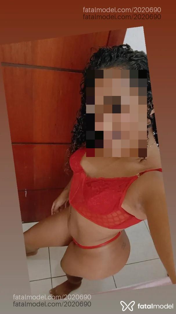 Acompanhante mulher morena (o) de olhos castanhos - Juliana