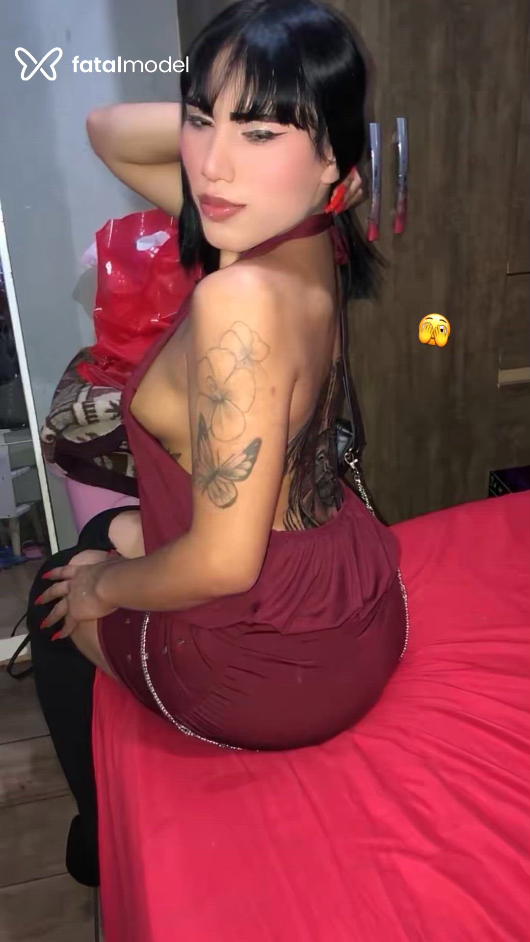 Acompanhante mulher trans morena (o) de olhos castanhos - Myrella