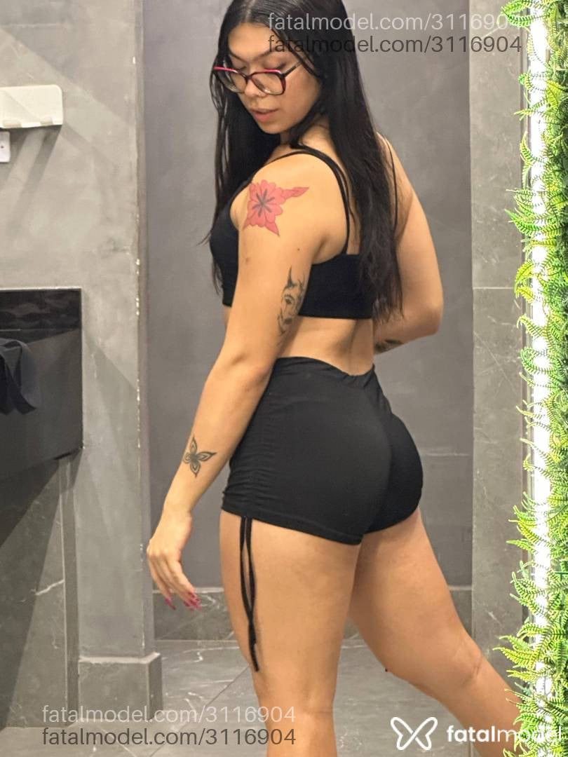 Acompanhante mulher trans morena (o) de olhos castanhos em Ourinhos Acompanhante mulher trans morena (o) de olhos castanhos em Ourinhos - Angeldust