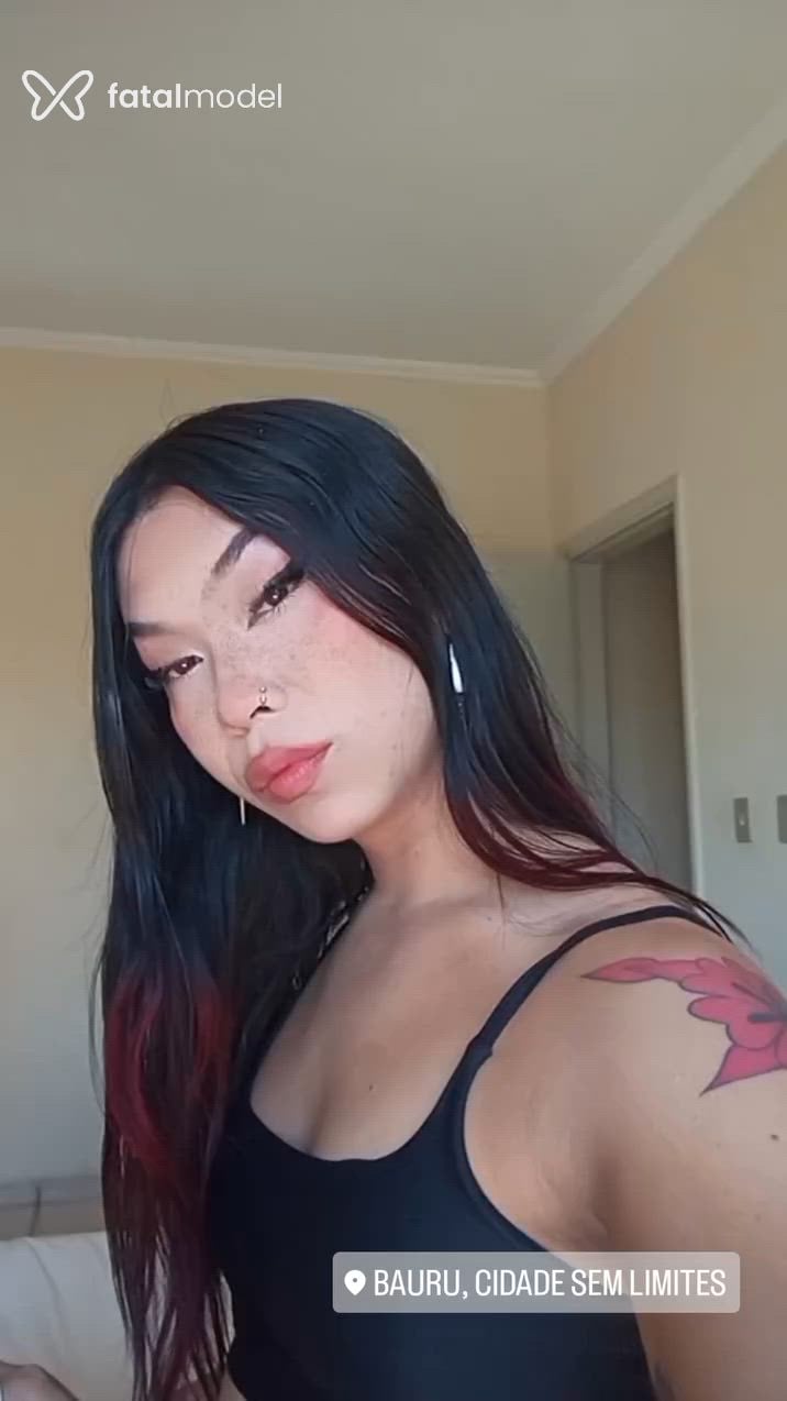 Acompanhante mulher trans morena (o) de olhos castanhos em Ourinhos Acompanhante mulher trans morena (o) de olhos castanhos em Ourinhos - Angeldust