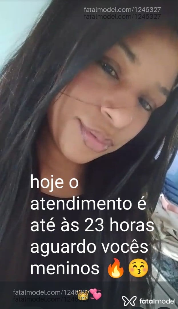 Acompanhante mulher com cabelo castanho de olhos pretos - Yasmin