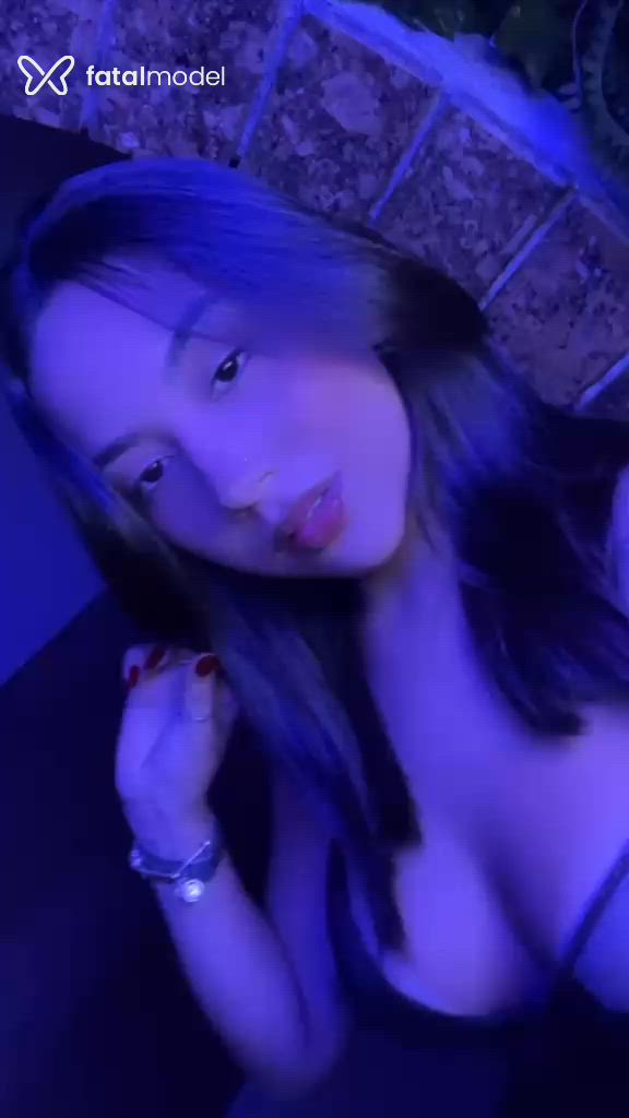 Acompanhante mulher morena (o) de olhos castanhos - Luara Castelli