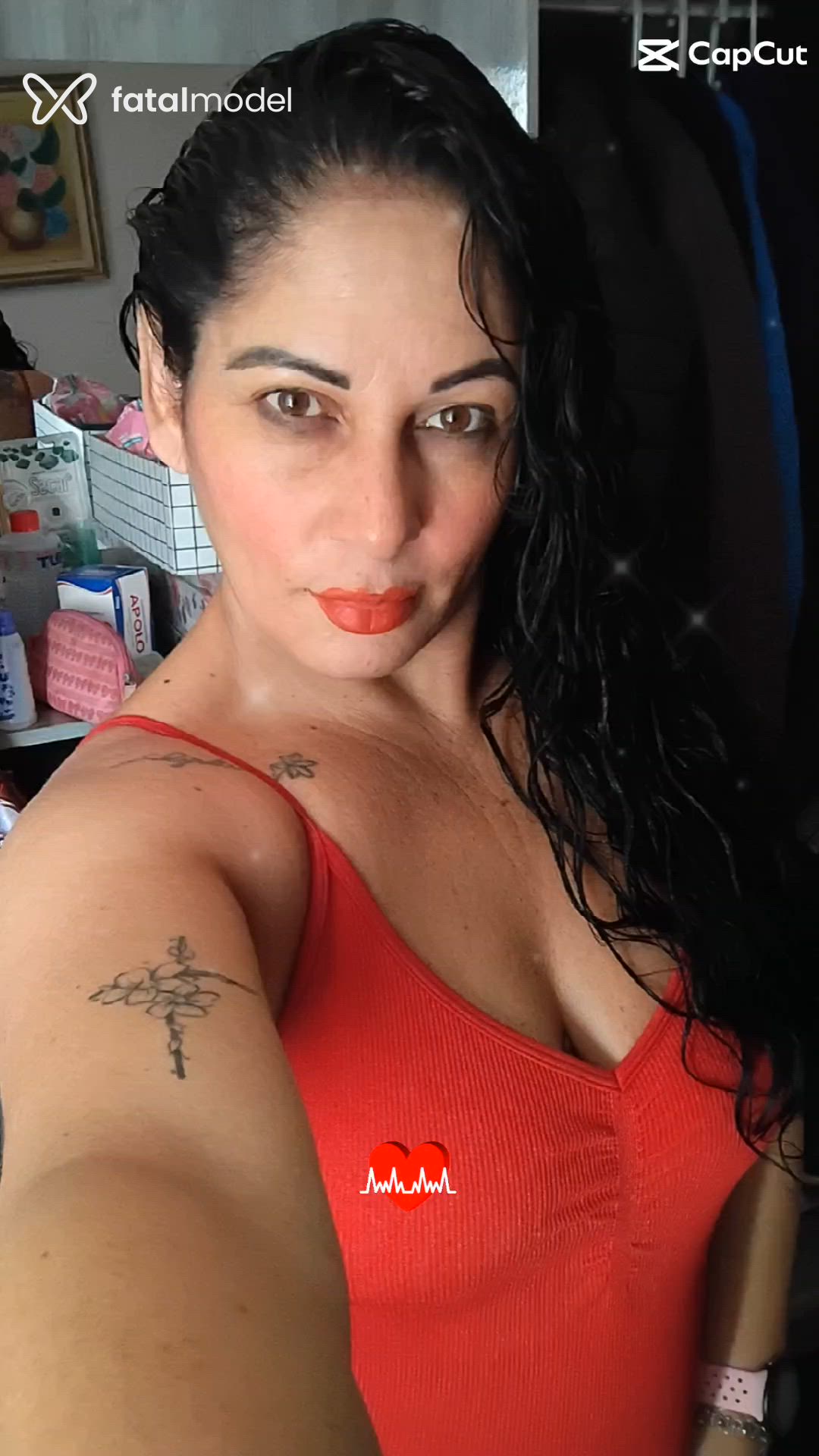 Acompanhante mulher morena (o) de olhos castanhos - Elistatuada Acompanhante mulher morena (o) de olhos castanhos - Elistatuada