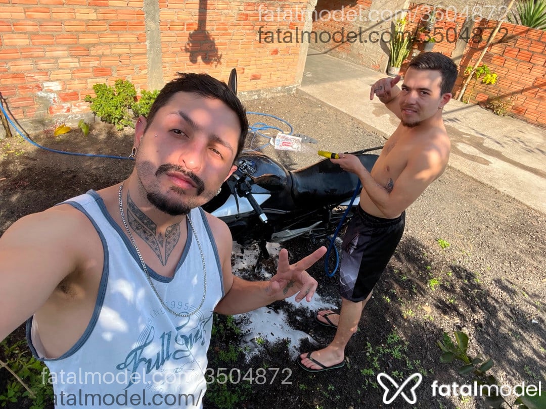 Acompanhante homem com cabelo castanho de olhos mel - Ygorks