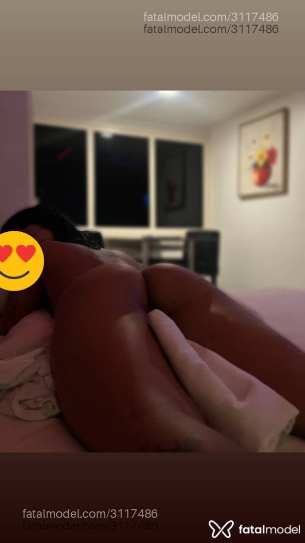 Acompanhante mulher morena (o) de olhos mel - Mel Mello